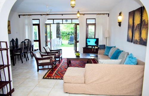 Galu Beach Apartment | Lantana Galu 3 bedroom Apartment