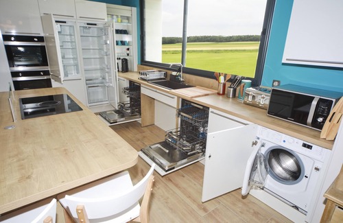 Saint-Cyr-sur-Morin House | Large 15-person gite with swimming pool