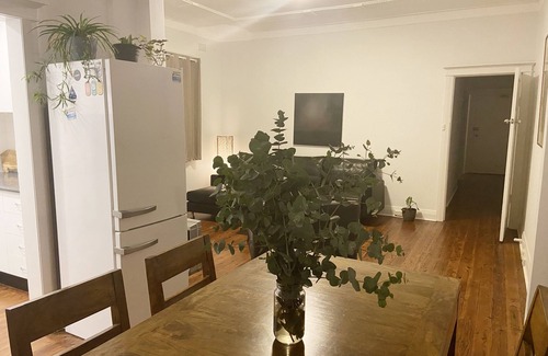 Bondi Beach Apartment | Large 2 Bedroom Apartment With Balcony Opposite Bondi Beach