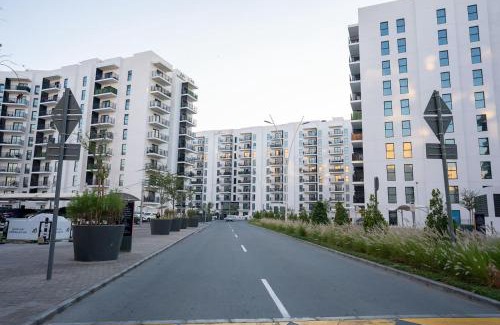 Abu Dhabi Apartment | Large 4br Stay Yas Island Fun At Your Doorstep
