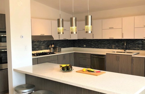 Dorado del Mar House | Large 5BR House, Pool, A/C, Solar/Tesla Batteries, 5 Min Walk to Dorado Beach!