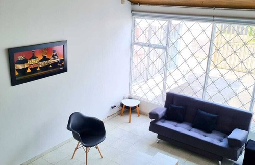 Modelia House | Large and Spacious House Near the Airport: Spa with Sauna and Jacuzzi