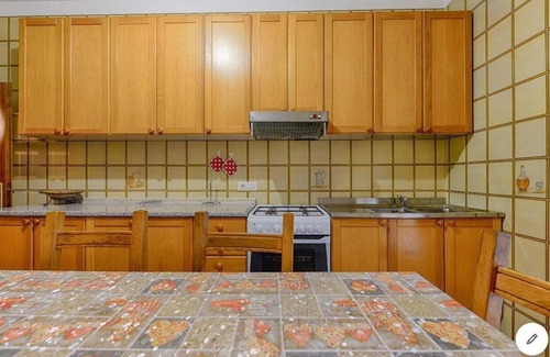 Buon Pastore-Sant'Agnese-San Damaso Apartment | Large apartment, rents to companies only. Not far from the center