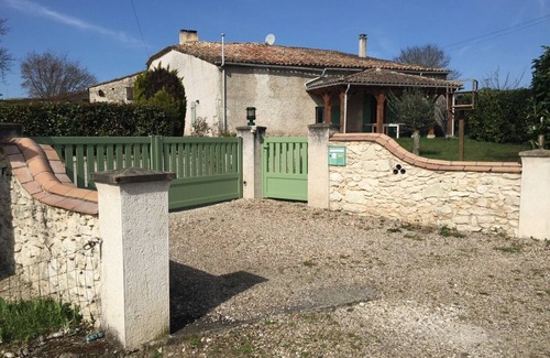 Monestier House | Large, comfortable country house with swimming pool near Les Vigiers golf course