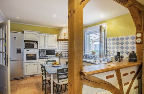 Maslives House | Large comfortable house, heated swimming pool 5 minutes from Chambord castle