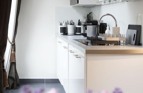 Saint-Merri Apartment | Large duplex studio at the corner of the town hall square