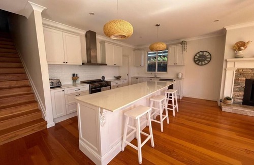 Lake Cathie House | Large family friendly beach retreat