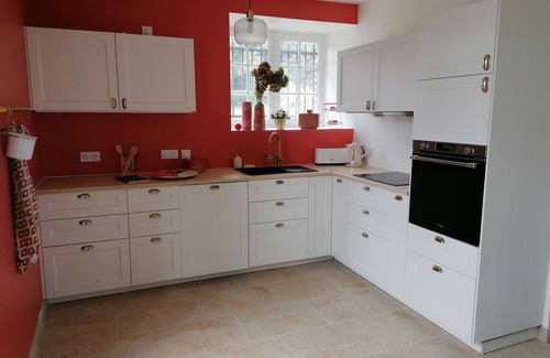 Paimpont House | Large gîte in the heart of the Brocéliande forest, unique pond view