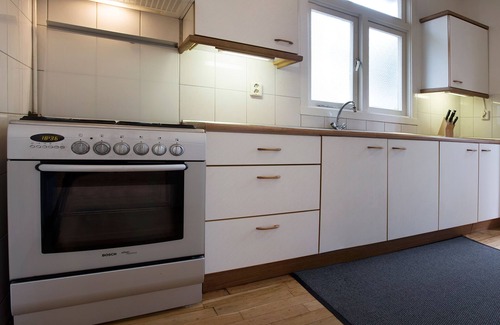 Egmond aan Zee House | Large house with 6 bedrooms (12 pers.), Garden and near the sea and. Beach