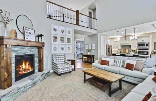 Meridian House | Large Modern 6 Bedroom Farmhouse with Custom Theat