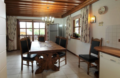 Bad Kleinkirchheim Ski Chalet | Large mountain Chalet for big families in front of the Nockalmbahn lifts,