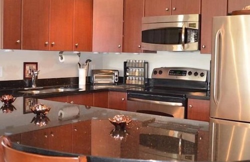 Quail Ridge Condo | Large Premier Condo, 3 Bedroom on Kelowna Golf Course, sleeps 6, Pool & Hot Tub