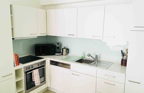 Gare Apartment | Large Retro Chic Flat 100m2 in City Center - Parking
