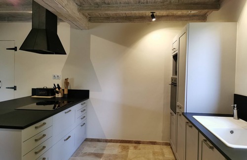 Badefols-sur-Dordogne House | Large stone house between forest and fields with swimming pool