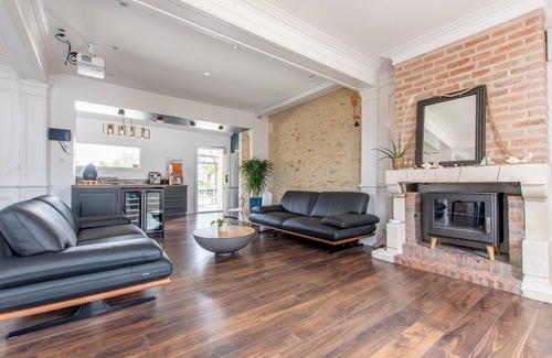 Montbazon House | Large Touraine house with swimming pool Near A10, Private park, Hammam