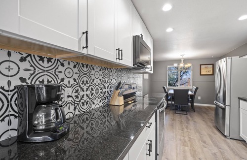 Bel Aire Apartment | Large Wheat Ridge Home - 11 Beds + 2 Livingrooms