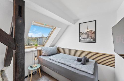 Merseburg Apartment | Larooms - Naumi#1