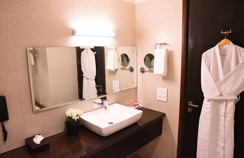 Bhimtal Hotel | Lavanya Inn