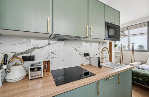 Saint-Thomas-d'Aquin Apartment | Lavie Maison : Studio - AC & Hot Tub