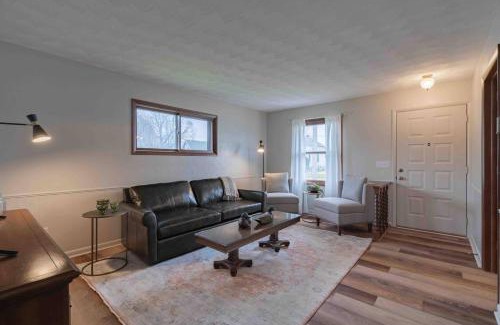 Van Wert House | Lavish On Leeson