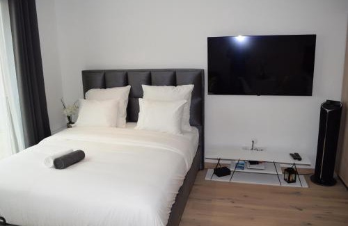 Gasperich Apartment | LAWSON'S GOLD BELL STUDIO