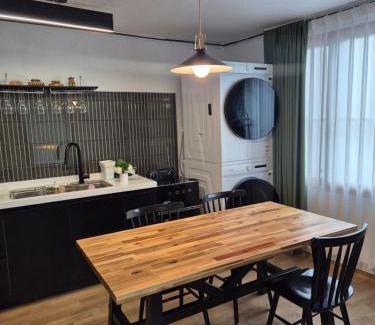 Paldal-gu Apartment | LAY House #행궁동 #행리단길 #도보5분 #스타필드