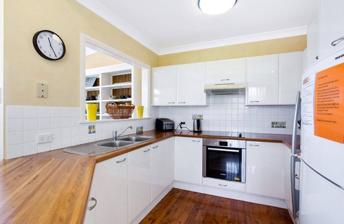 Black Head House | Lazy Dayz allows you to relax while enjoying the sunshine and the salty air.