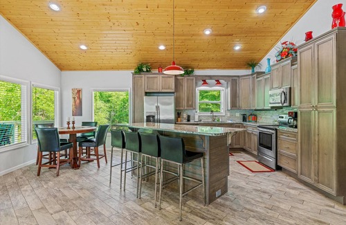 Jasper House | Lazy Daze: 3 BR, 2 BA in Jasper , Sleeps 11
