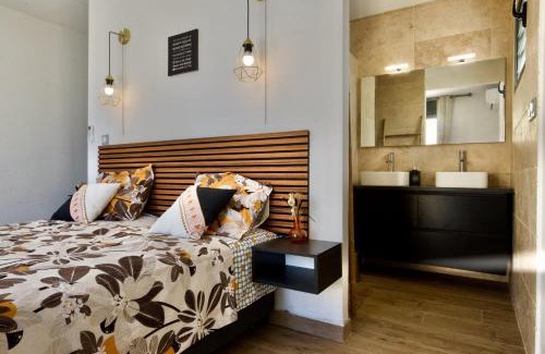 Saint-Benoit Villa | Le Beau Vallon 1 classée 4 étoiles - Jacuzzi privatif et piscine chauffée partagée