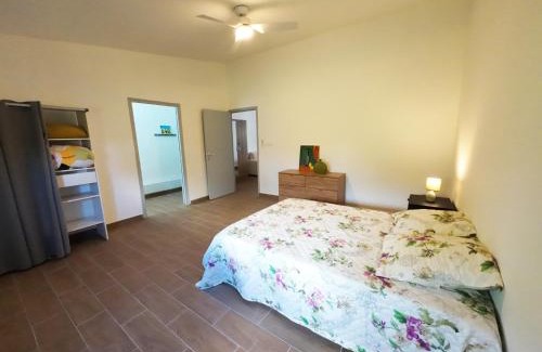 Saint-Benoit Apartment | Le Beaulieu - T5 emplacement idéal - famille ou groupe