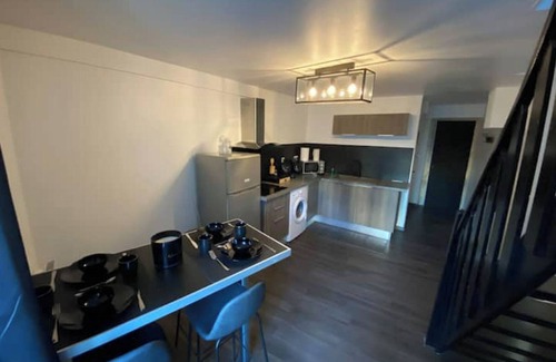 Bourgoin-Jallieu Apartment | Le Bill'ppart Easy Life