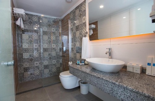 Kadnlar Denizi Mahallesi Hotel | LE BLUE HOTEL