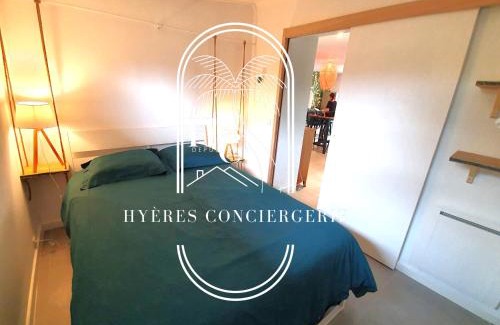 Giens Apartment | Le Bois d'Olivier T2 à Giens CLiM WiFi Parking By HC