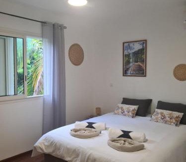 Sainte-Rose House | Le Calouni