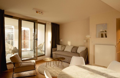 Old Lille Apartment | Le Cerisier