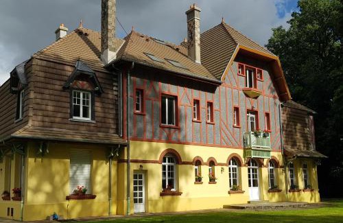 Mesnil-Martinsart Bed & Breakfast | Le château de Mesnil 1916
