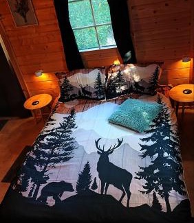 Puget-Ville House | Le Chalet