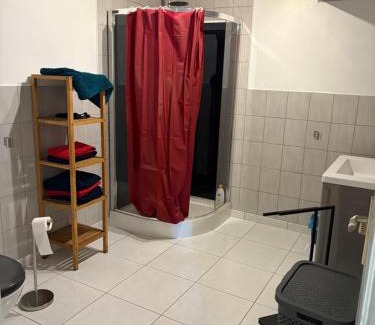 Esprels House | Le Champ du Bonheur