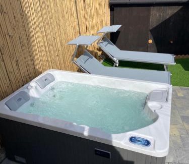 Hone Hotel | Le Chemin de La Luge