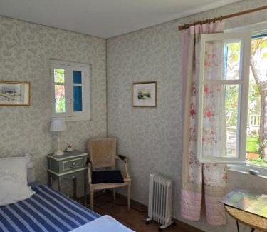 Parc-Chevreul Bed & Breakfast | Le Clos du Moulin Dijon , au calme,proche centre ville, la campagne à la ville