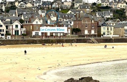 Pleneuf-Val-Andre Apartment | Le Cocon Bleu - Belle Vue mer