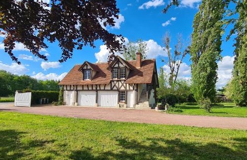 Huisseau-sur-Mauves House | Le Domaine de Baracas - Le Petit Gîte 4 étoiles - SPA - 2 à 4 personnes