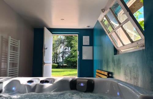 Huisseau-sur-Mauves House | Le Domaine de Baracas - Le Petit Gîte 4 étoiles - SPA - 2 à 4 personnes