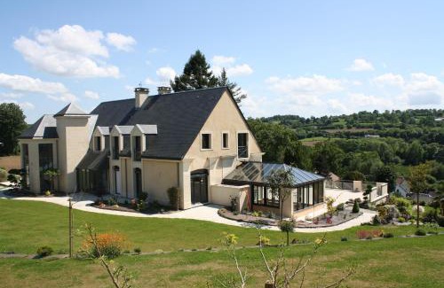 Villedieu-les-Poeles Bed & Breakfast | Le Domaine Des Chevaliers De Malte