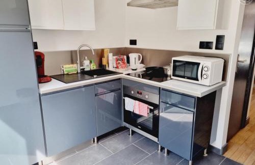 Valenciennes Apartment | Le Duplex Zen au centre de Valenciennes, idéal pour découvrir la ville - FR-1-510-232