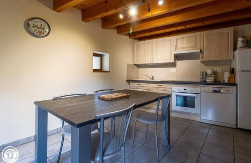 Isserteaux House | Le Gîte de L'epanlerie