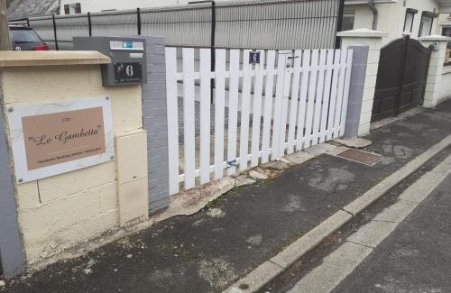 Flixecourt House | Le Gambetta