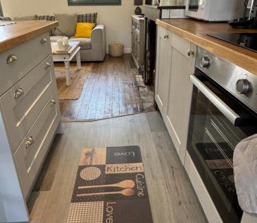 Le Vigeant House | Le Gite No 2