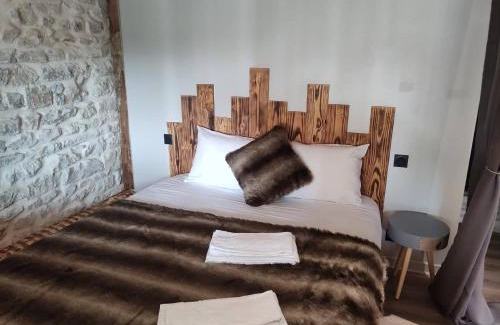 Dole Bed & Breakfast | Le grand moulin des tanneurs B&B et Love Room