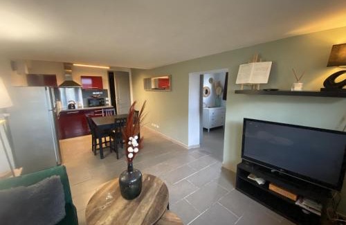 Equemauville Apartment | Le Jardin de Sasha